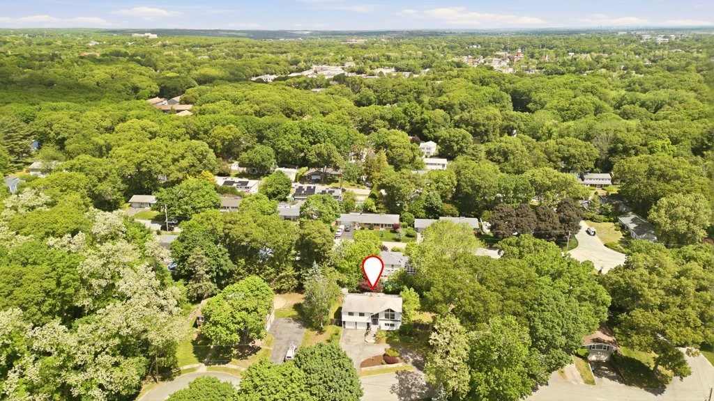 7 Friar Tuck Road
