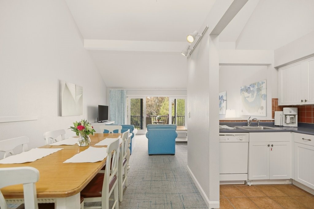 150 Bay View Drive 12