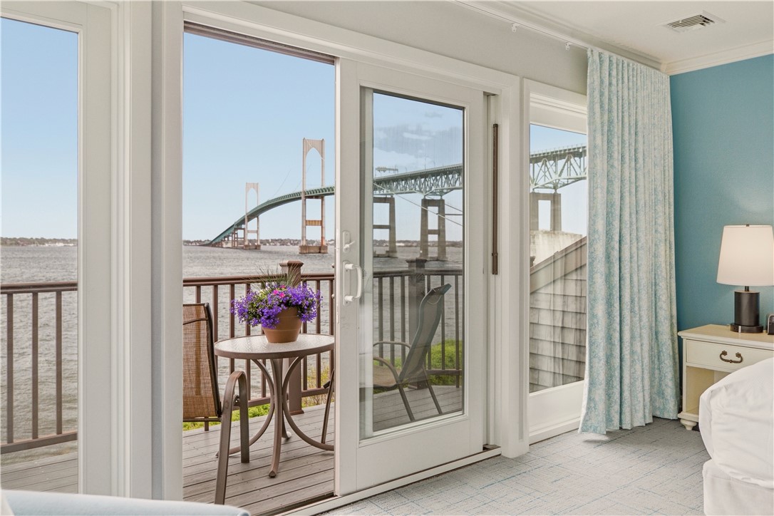 150 Bay View Drive 14