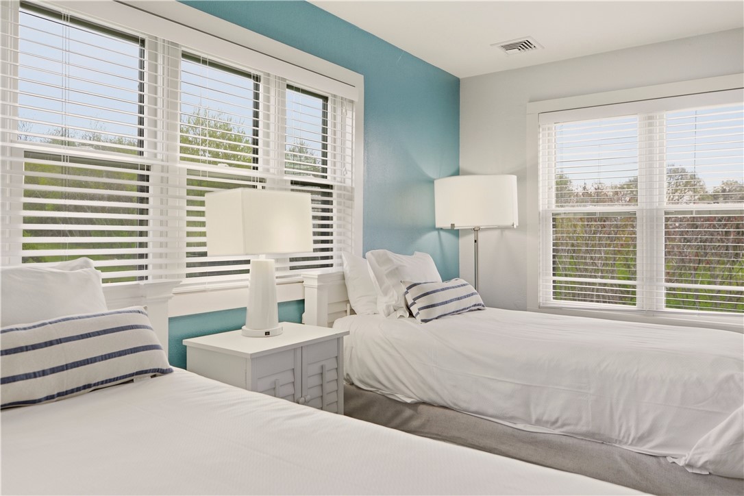 150 Bay View Drive 14