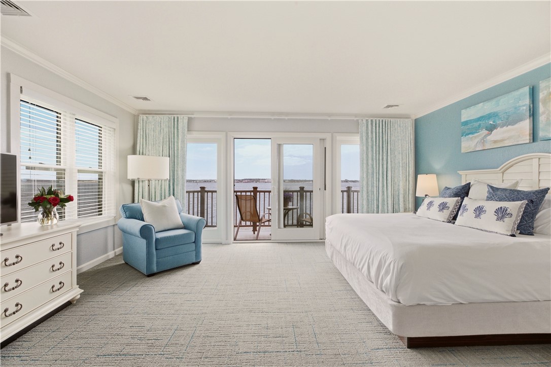 150 Bay View Drive 14