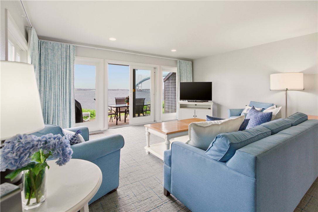 150 Bay View Drive 14