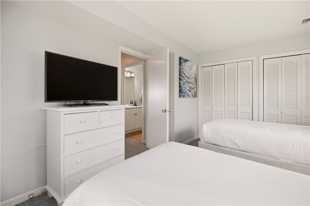 150 Bay View Drive 18