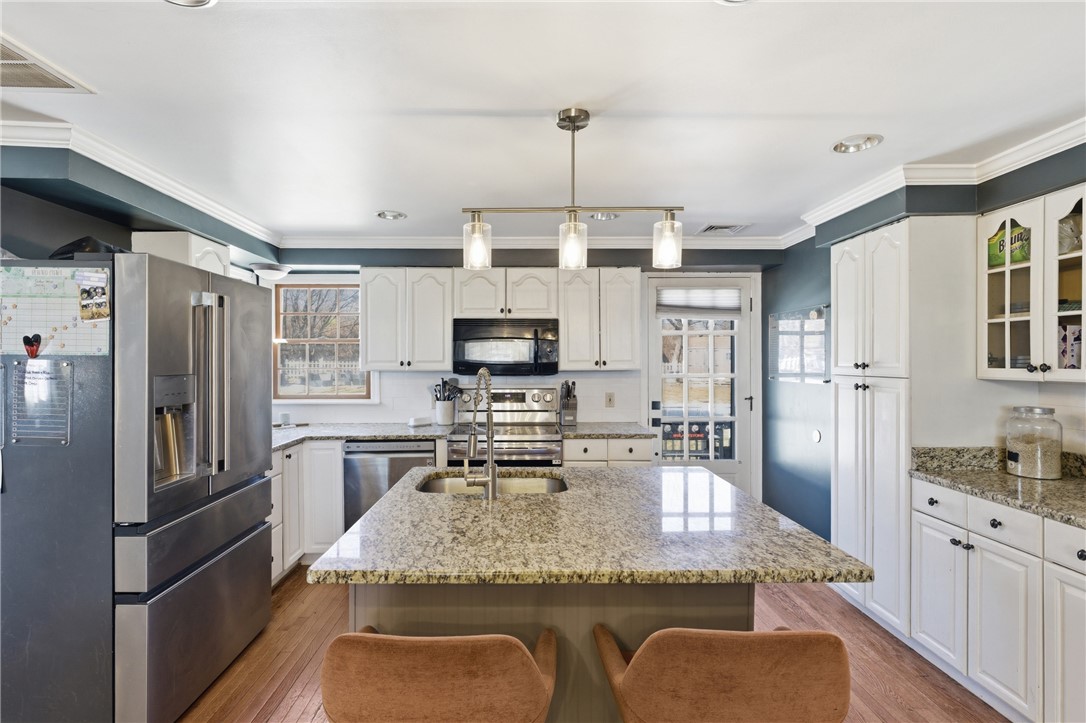52 Viking Drive