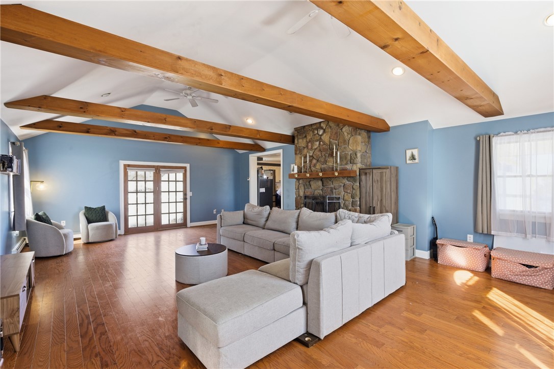 52 Viking Drive