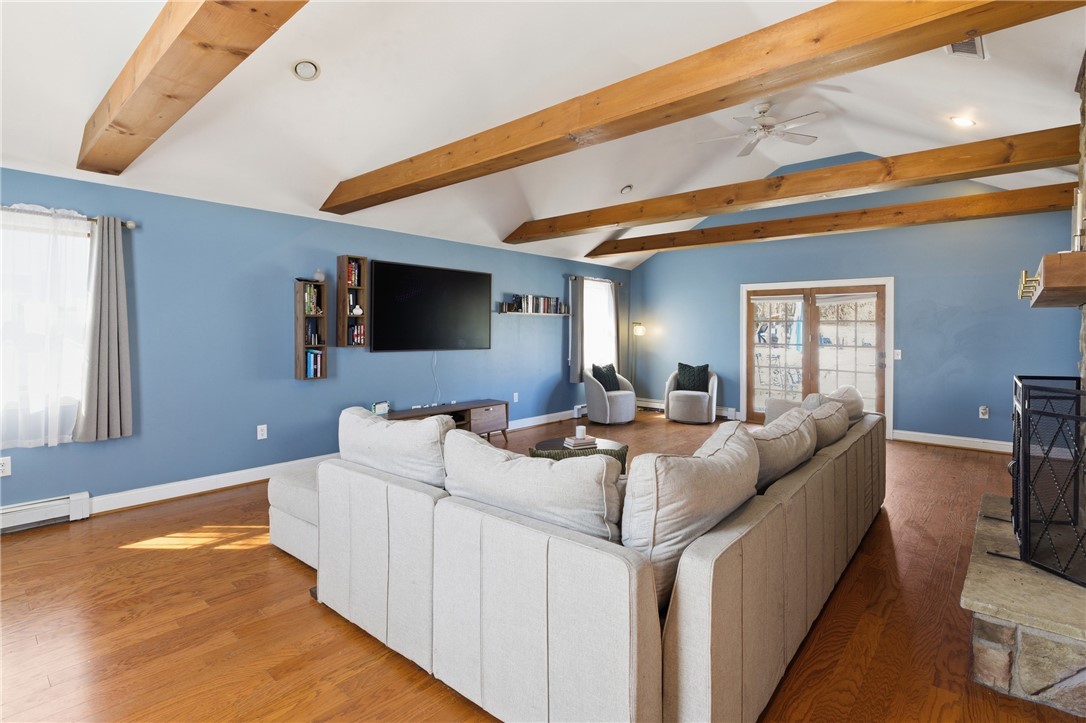 52 Viking Drive