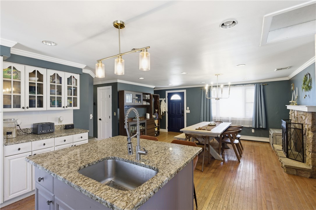 52 Viking Drive