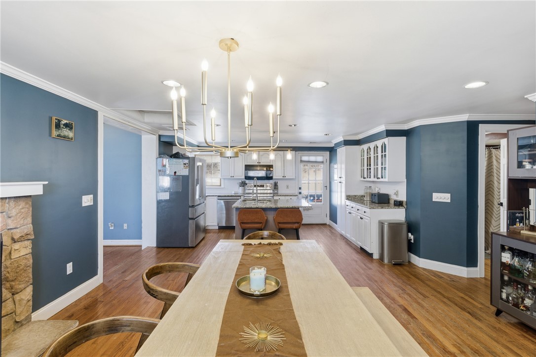 52 Viking Drive