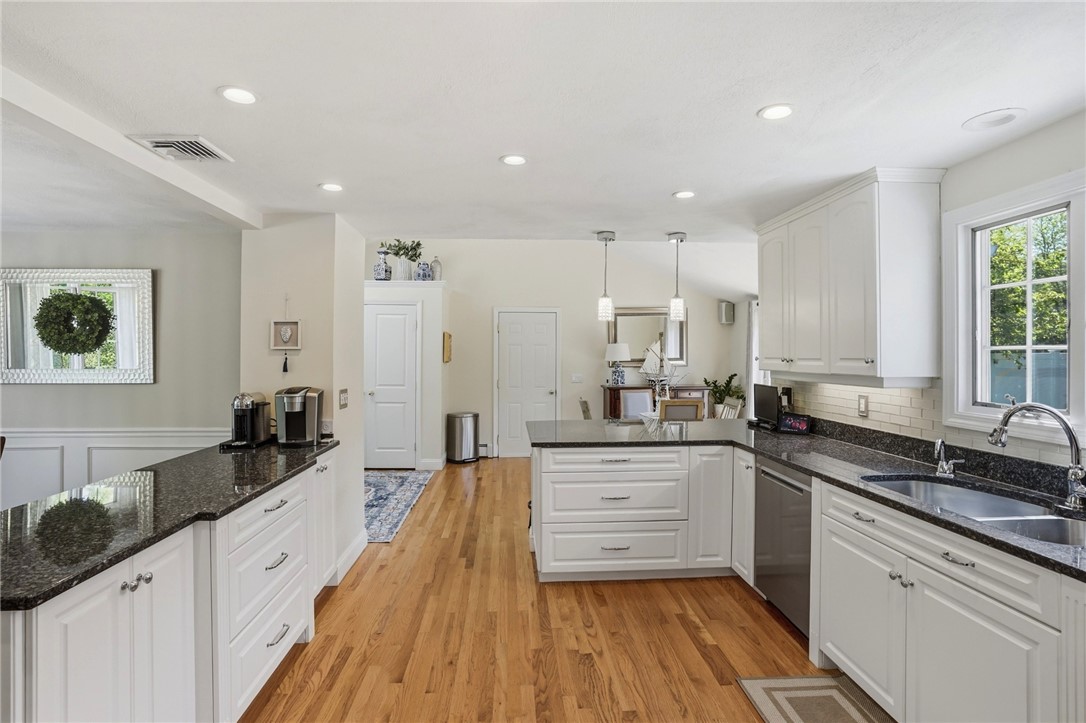 34 Brooks Farm Drive