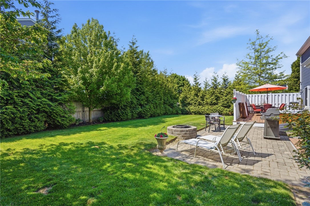 34 Brooks Farm Drive