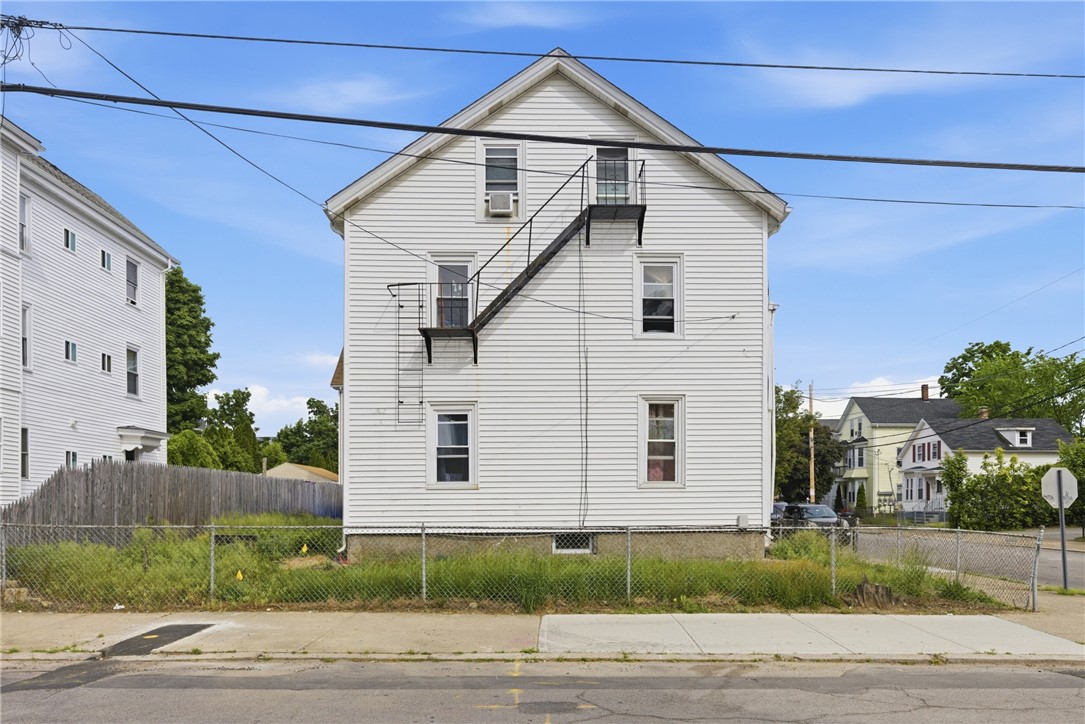 46 Lilac Street