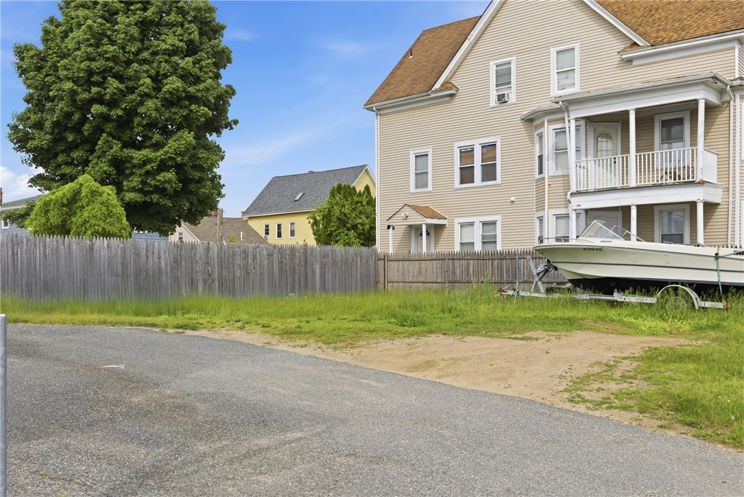 46 Lilac Street