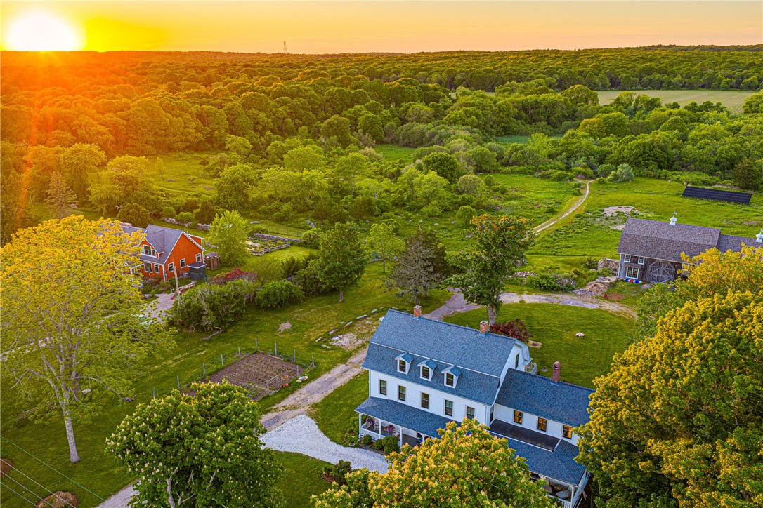 919 Matunuck School House Road