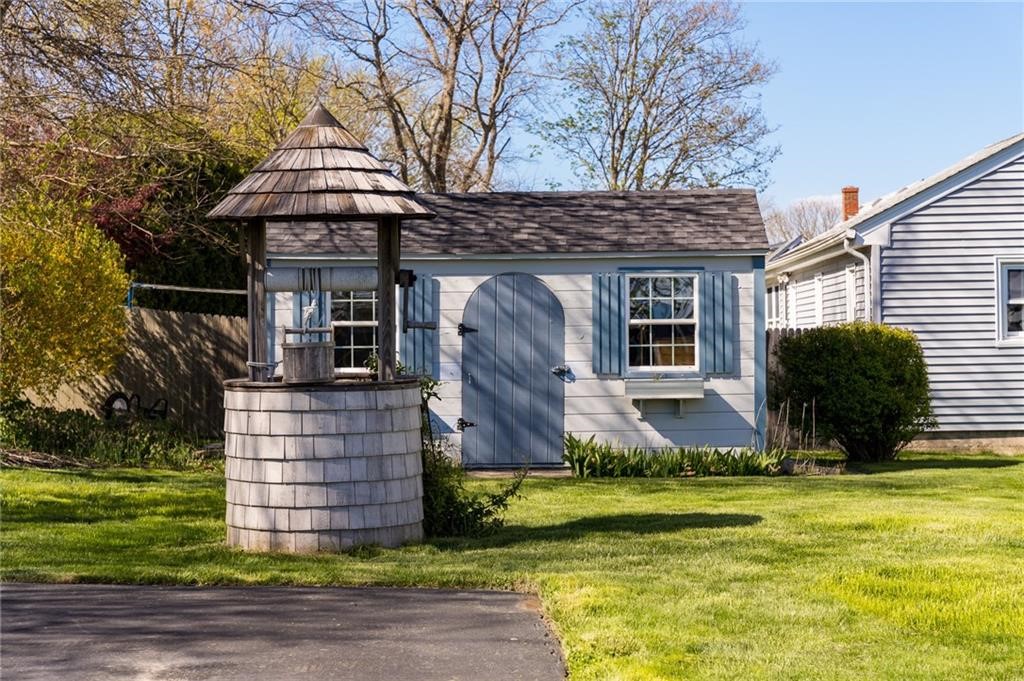 95 Douglas Avenue