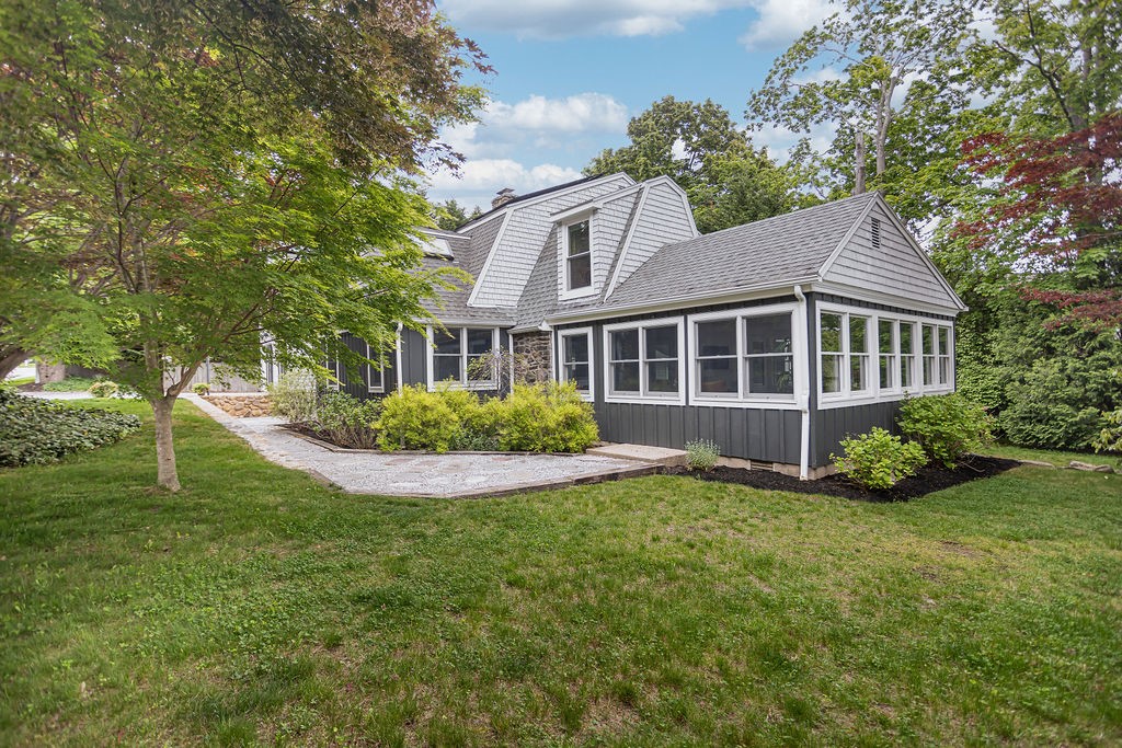 30 Standish Road