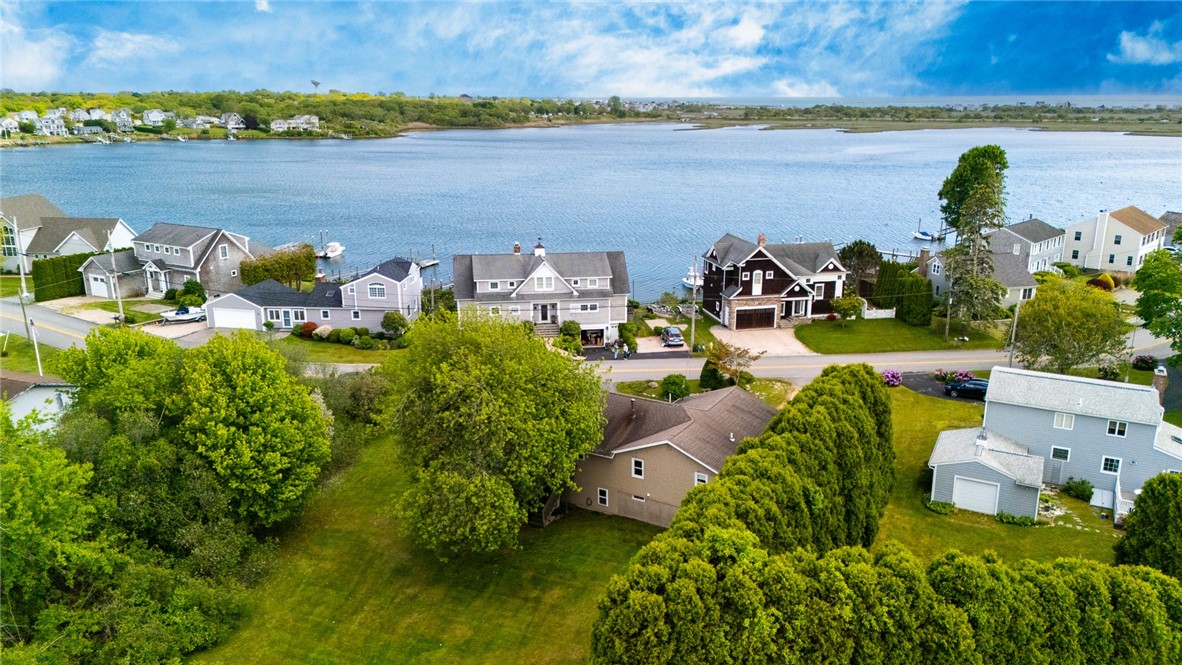 84 Shore Road