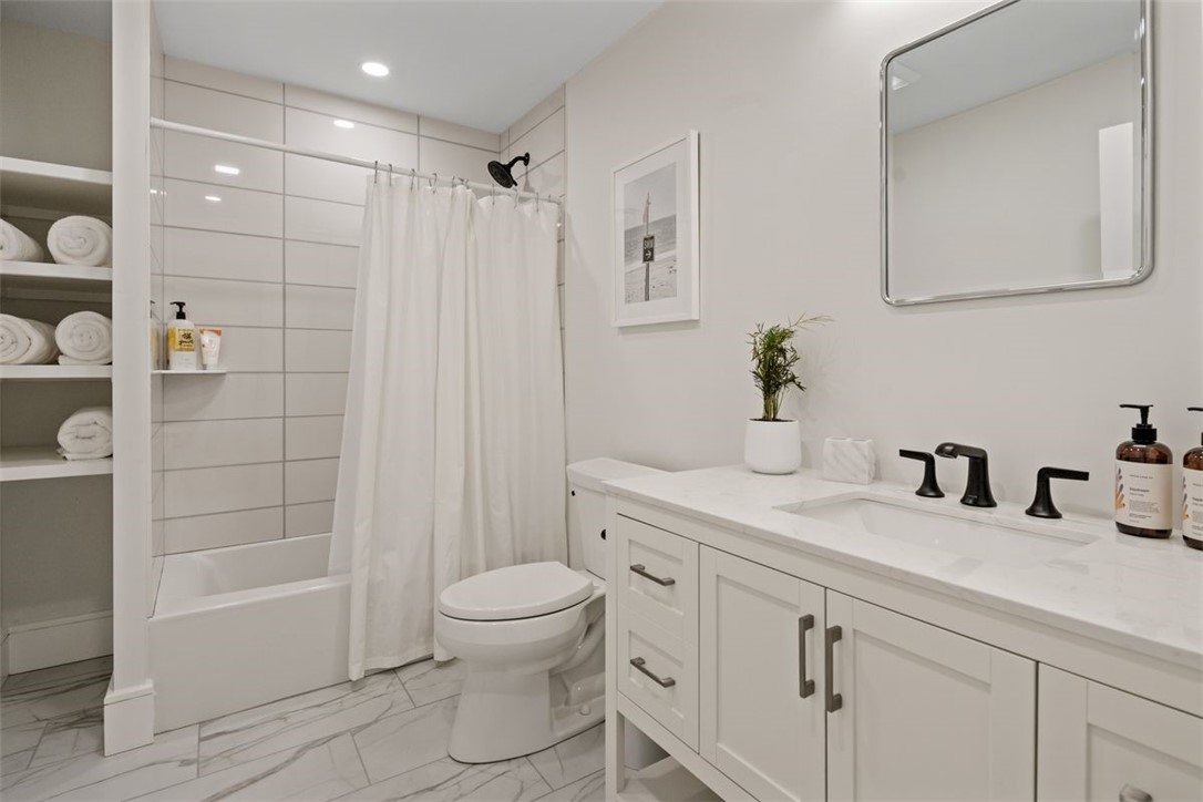 2 Eastnor Road D