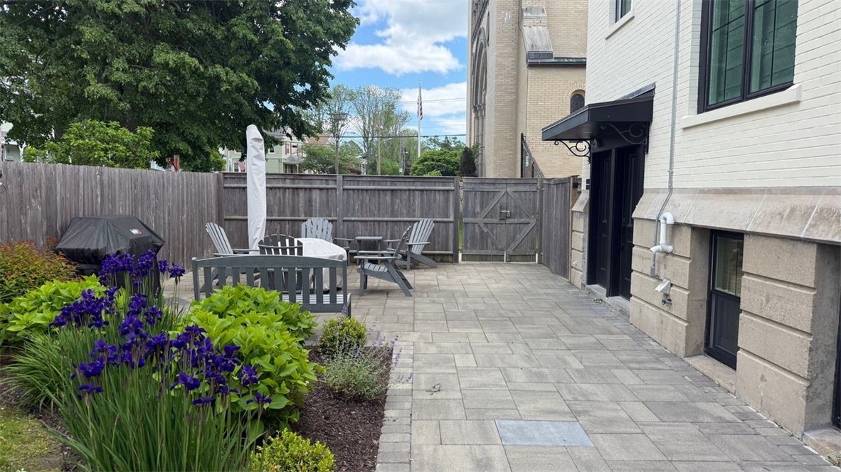 2 Eastnor Road D