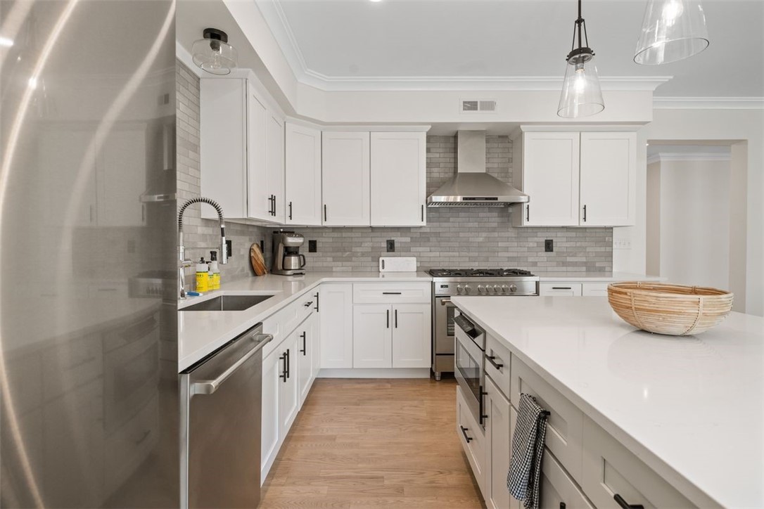 2 Eastnor Road D