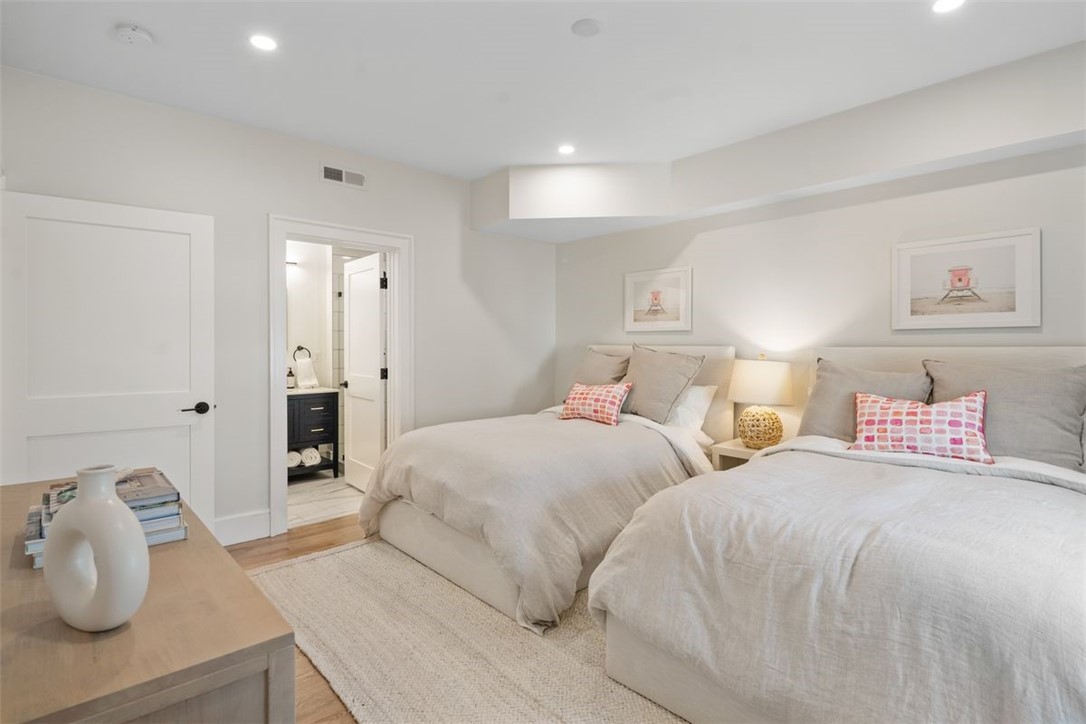 2 Eastnor Road D