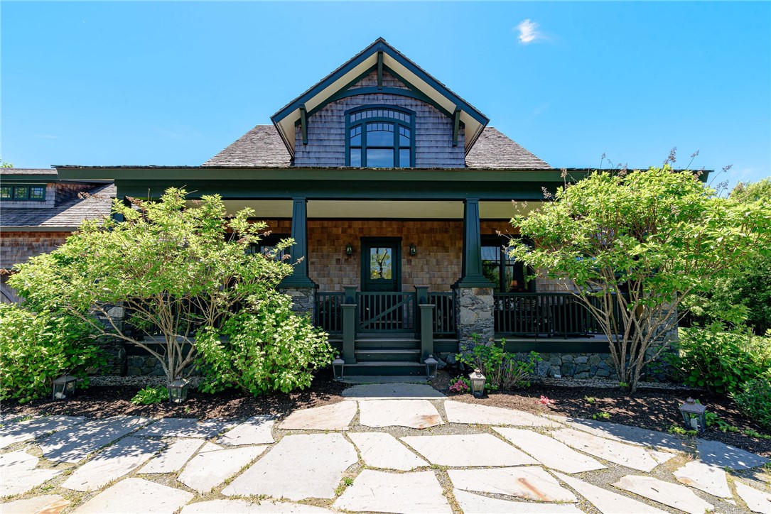 65 Blueberry Lane