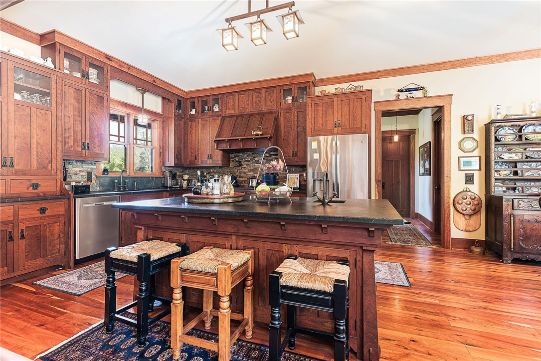 65 Blueberry Lane