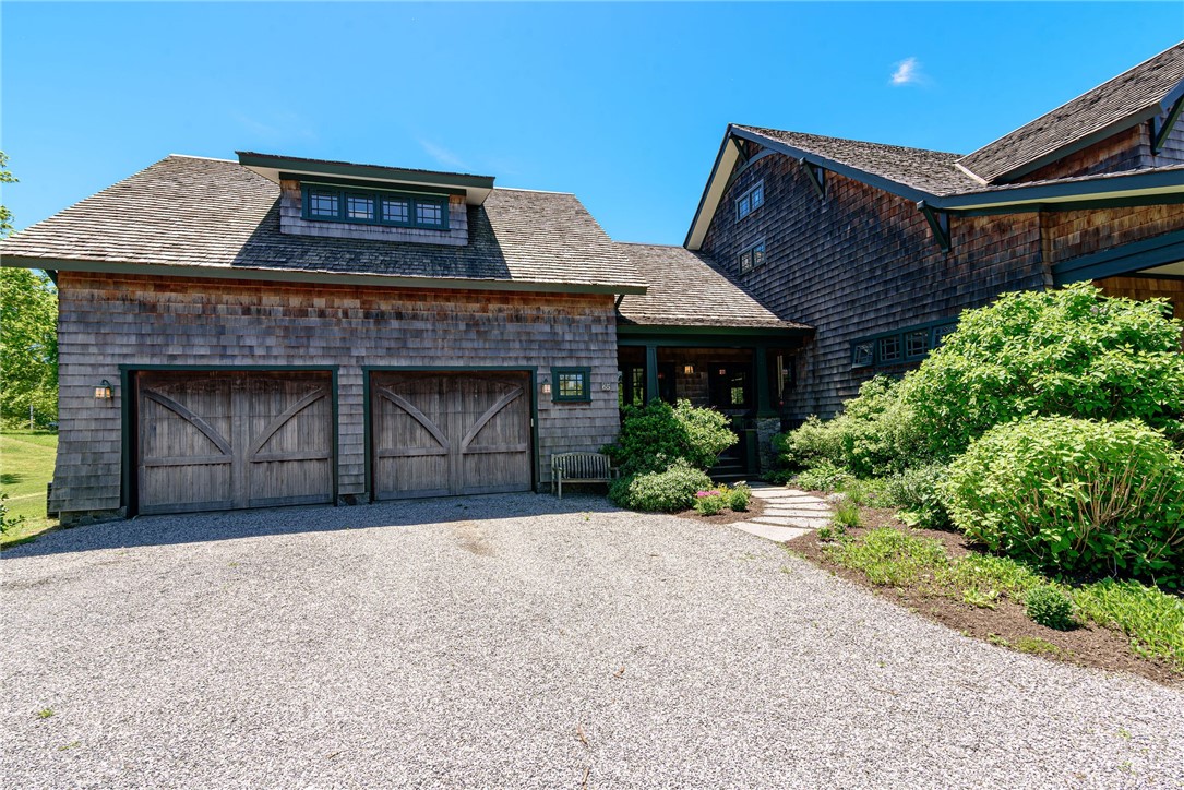 65 Blueberry Lane