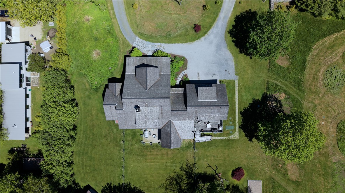 65 Blueberry Lane