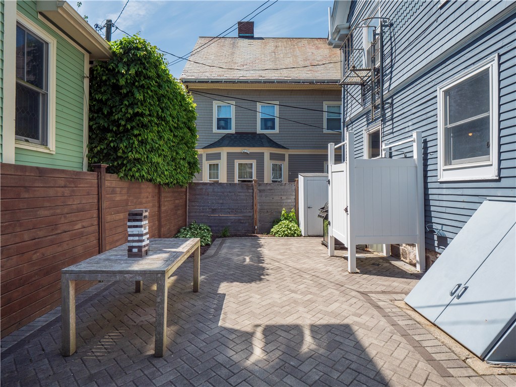 27 Mann Avenue