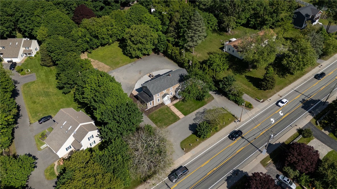 81 Bristol Ferry Road