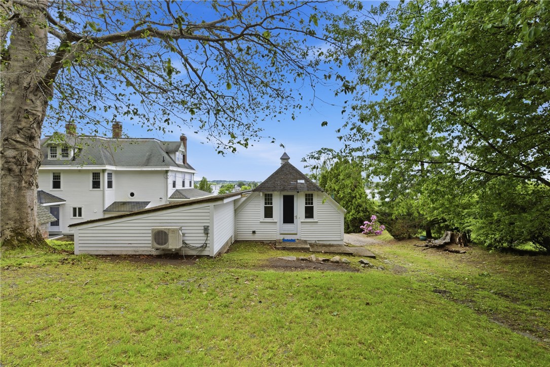 1660 Main Road