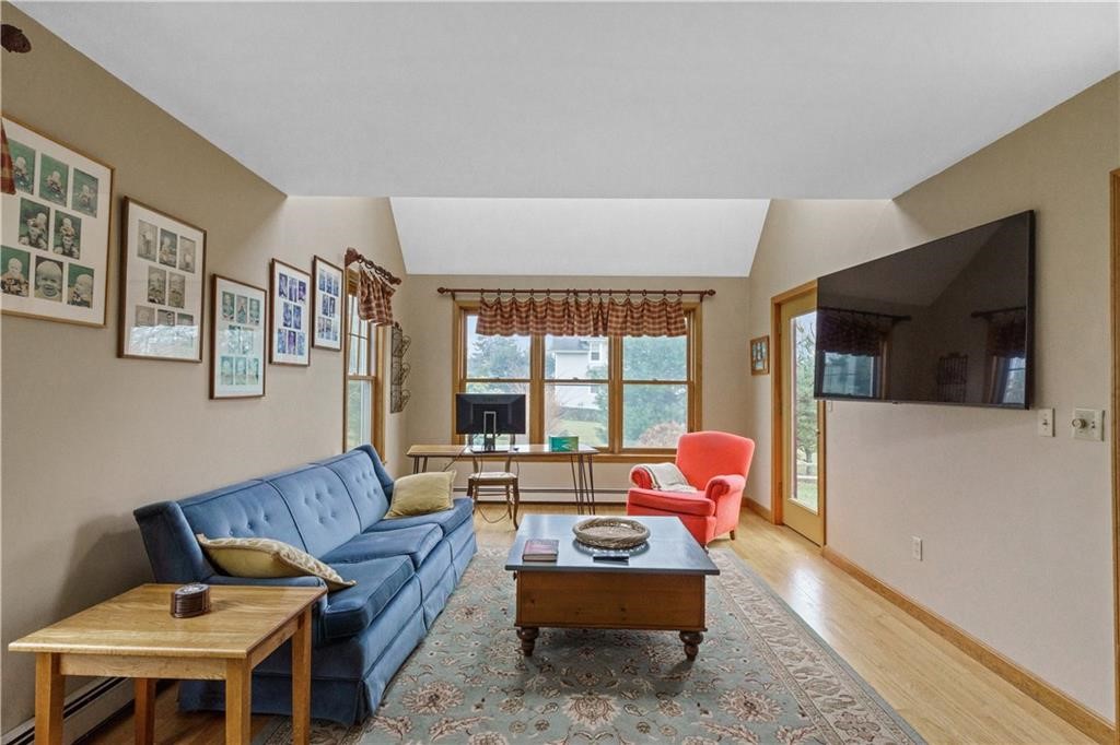 2 Easton Terrace
