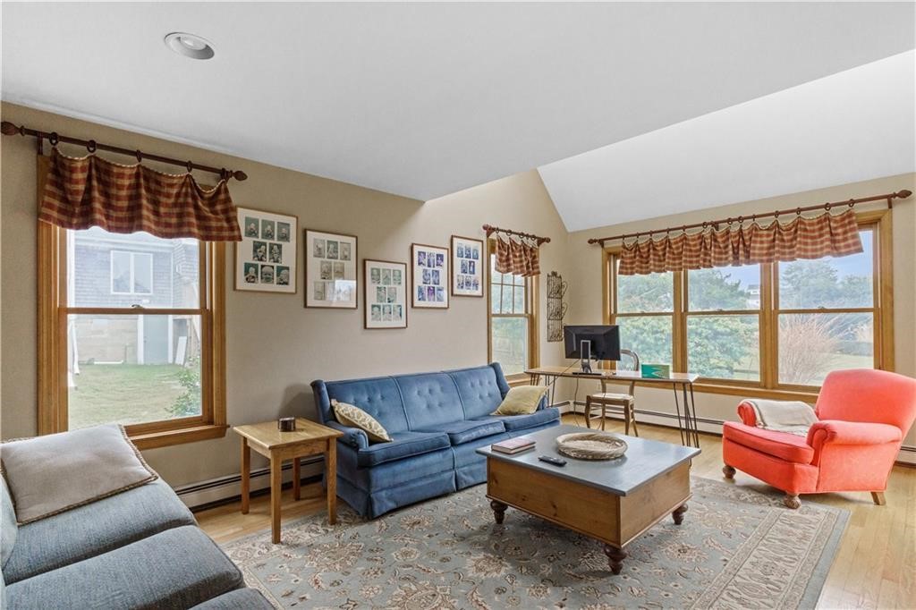 2 Easton Terrace