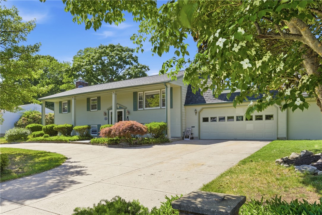 550 Algonquin Drive