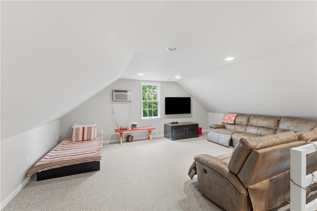 198 Poppasquash Road
