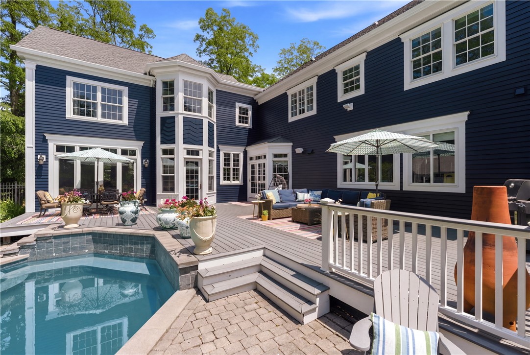 198 Poppasquash Road