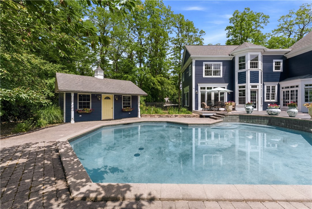 198 Poppasquash Road