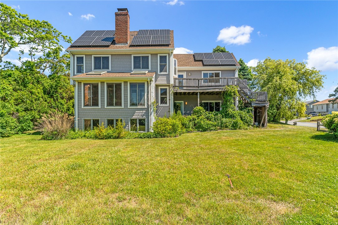 39 White Swan Drive