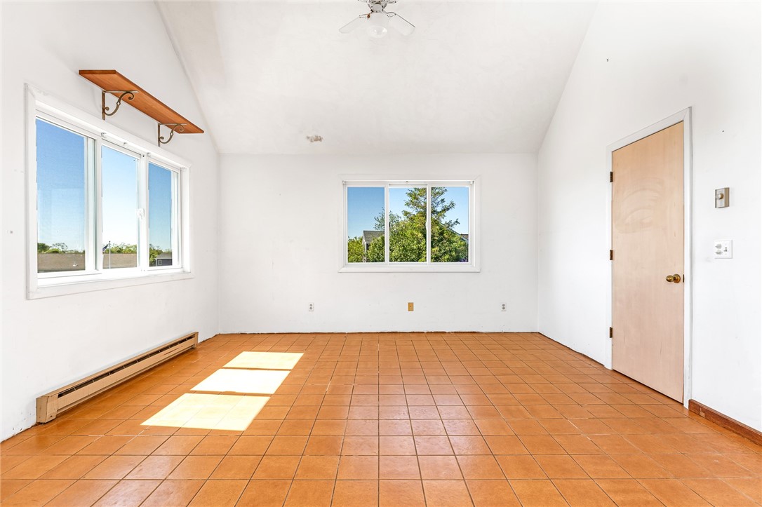 39 White Swan Drive