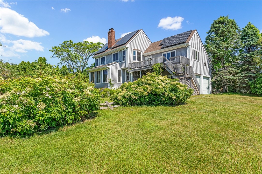 39 White Swan Drive