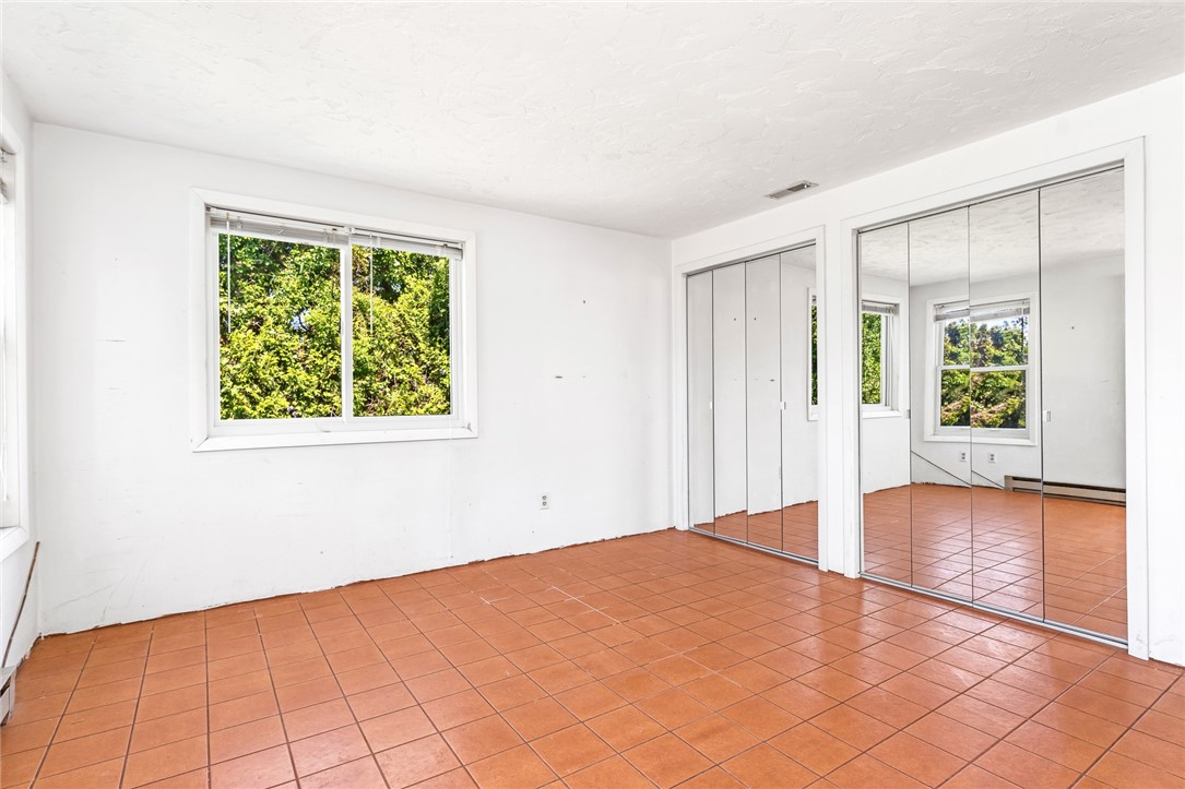39 White Swan Drive