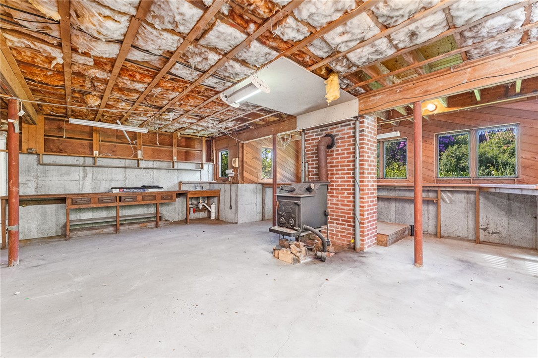 39 White Swan Drive