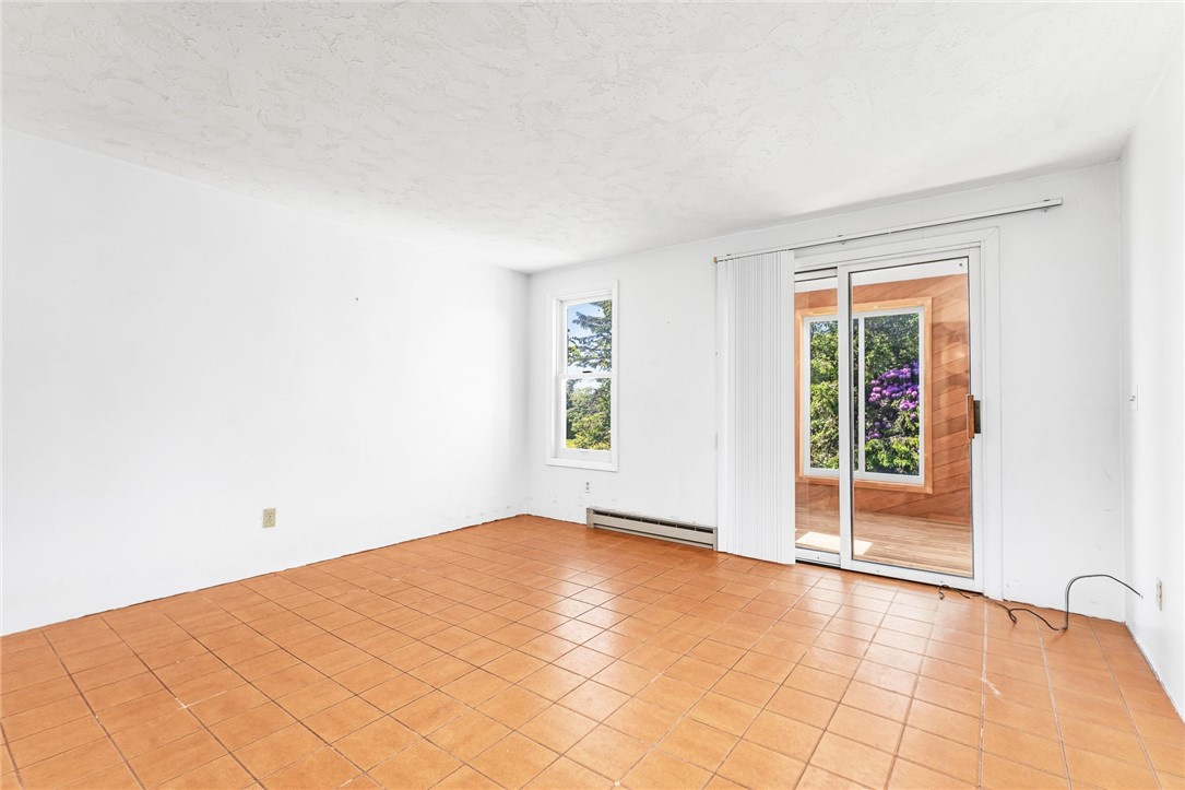 39 White Swan Drive