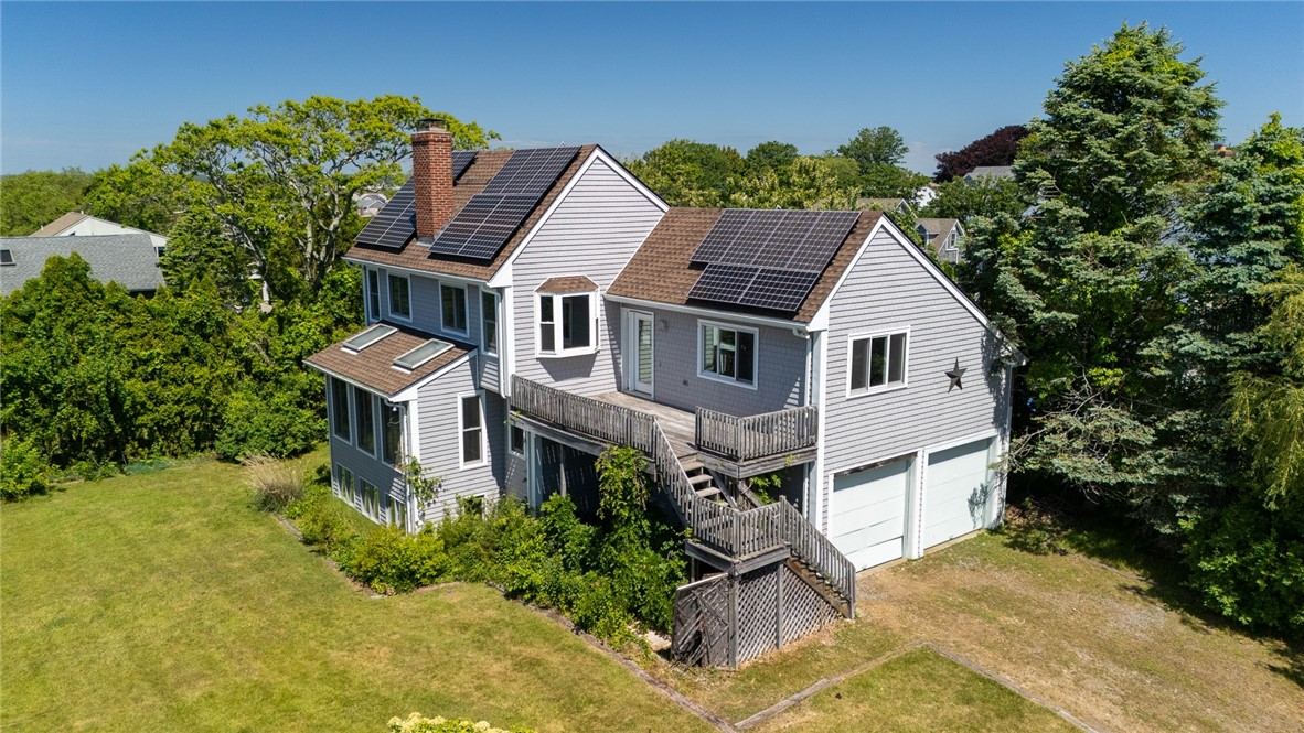 39 White Swan Drive