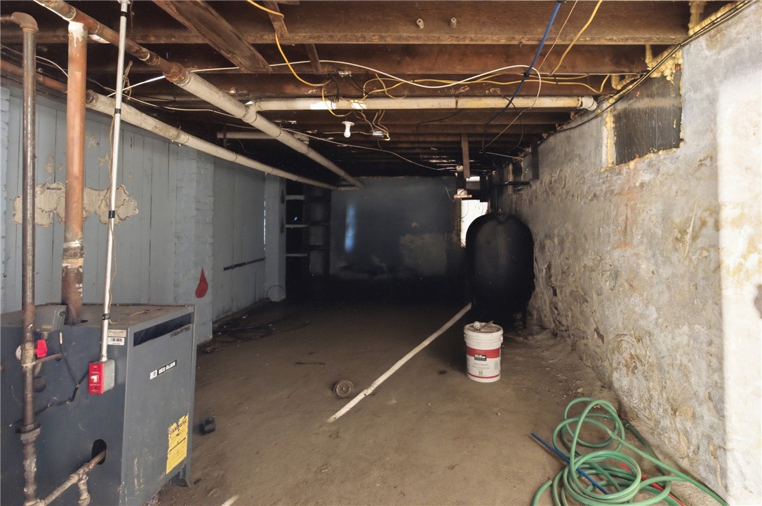 903 Roosevelt Avenue