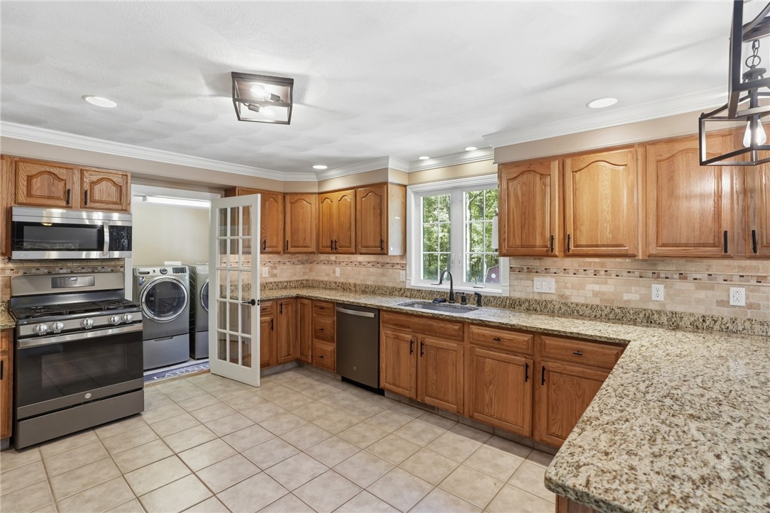 71 Rolling Hill Drive