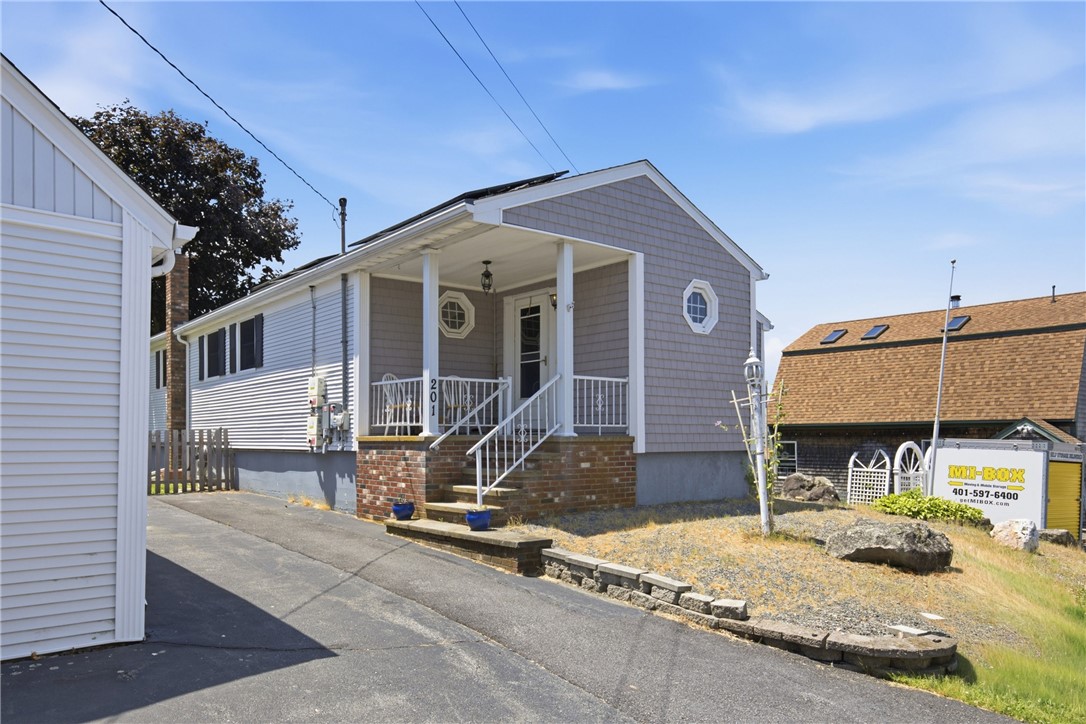 201 Randolph Avenue