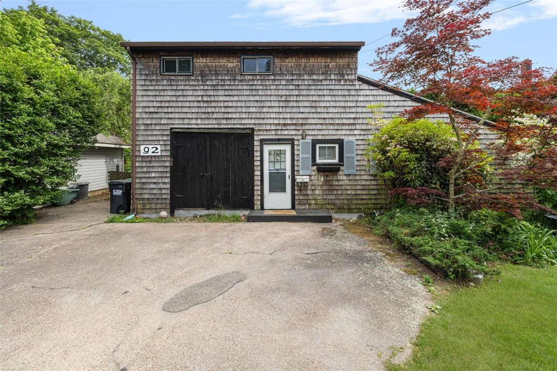 94 Lake Street
