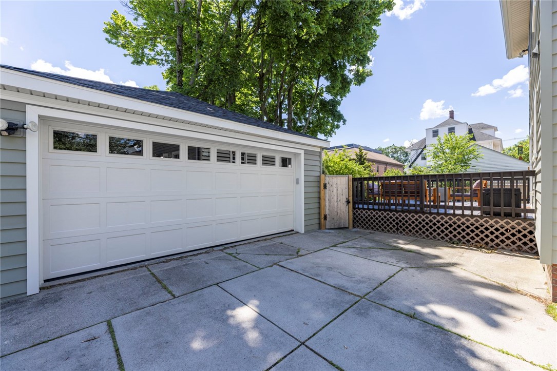 15 Modena Avenue
