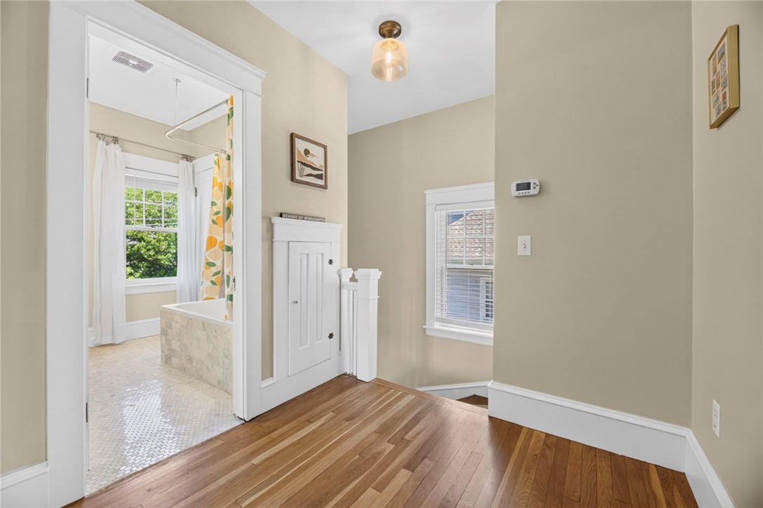 15 Modena Avenue